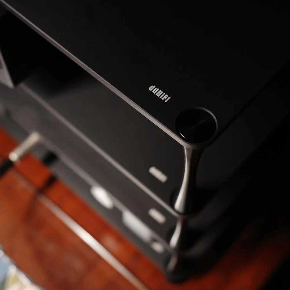 Дисплей-стойка ddHiFi Дисплей-стойка под hi-fi аппаратуру (HS300-18) фотография 1