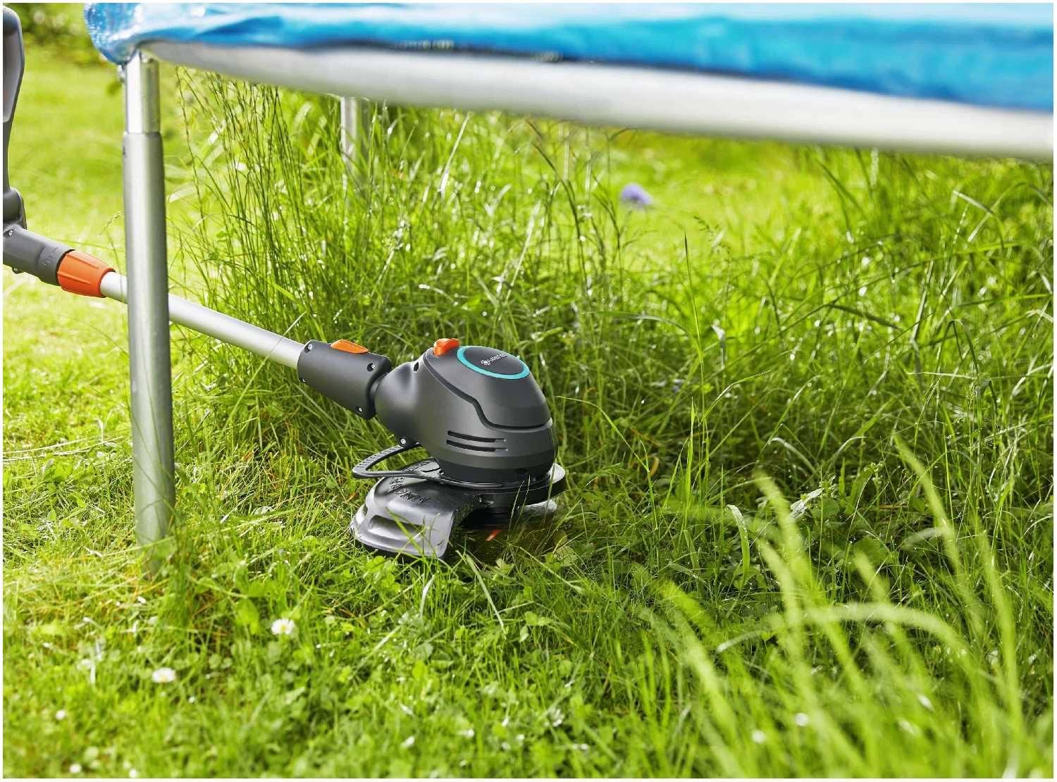 Триммер электрический GARDENA ComfortCut 550/28 фотография 5