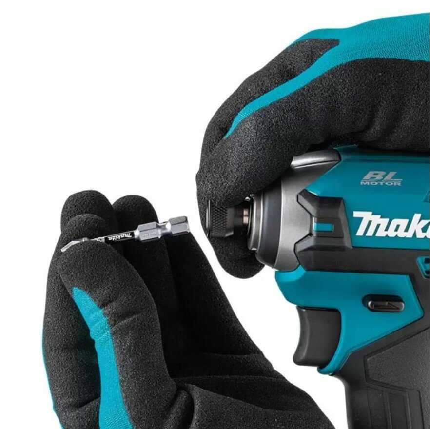 Импульсный аккумуляторный шуруповерт Makita TD003G [40V XGT 210Нм] [D101] фотография 5