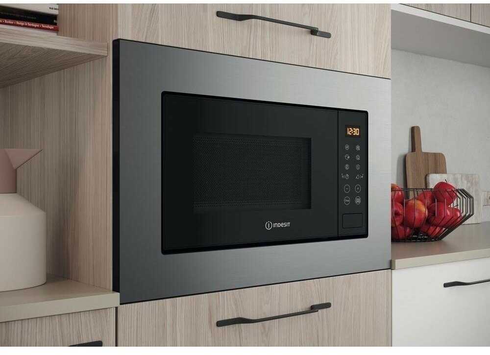 Микроволновая печь Indesit MWI 120 GX фотография 7