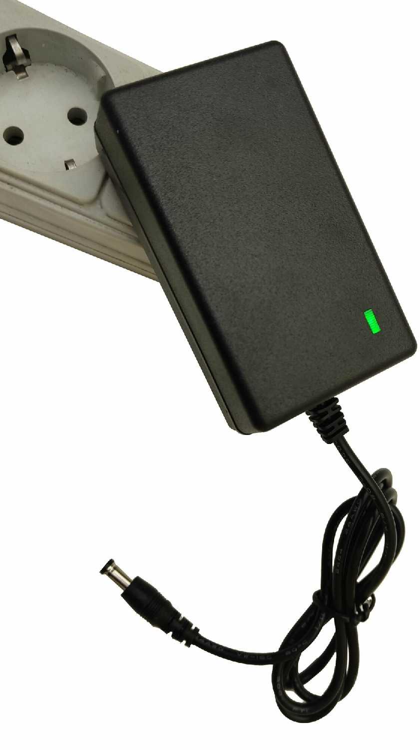 Зарядное устройство Generic Зарядное устройство для литиевых батарей шуруповерта [18/21V 1A] фотография 2