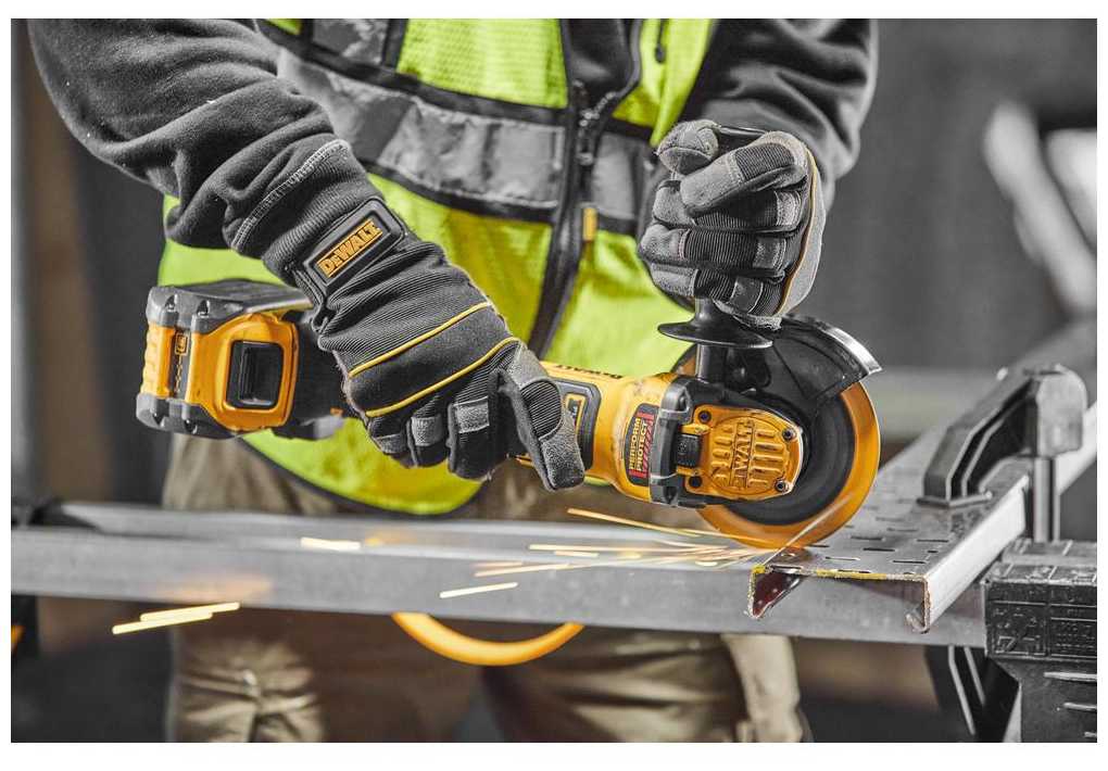 УШМ DeWALT DCG409NT фотография 8