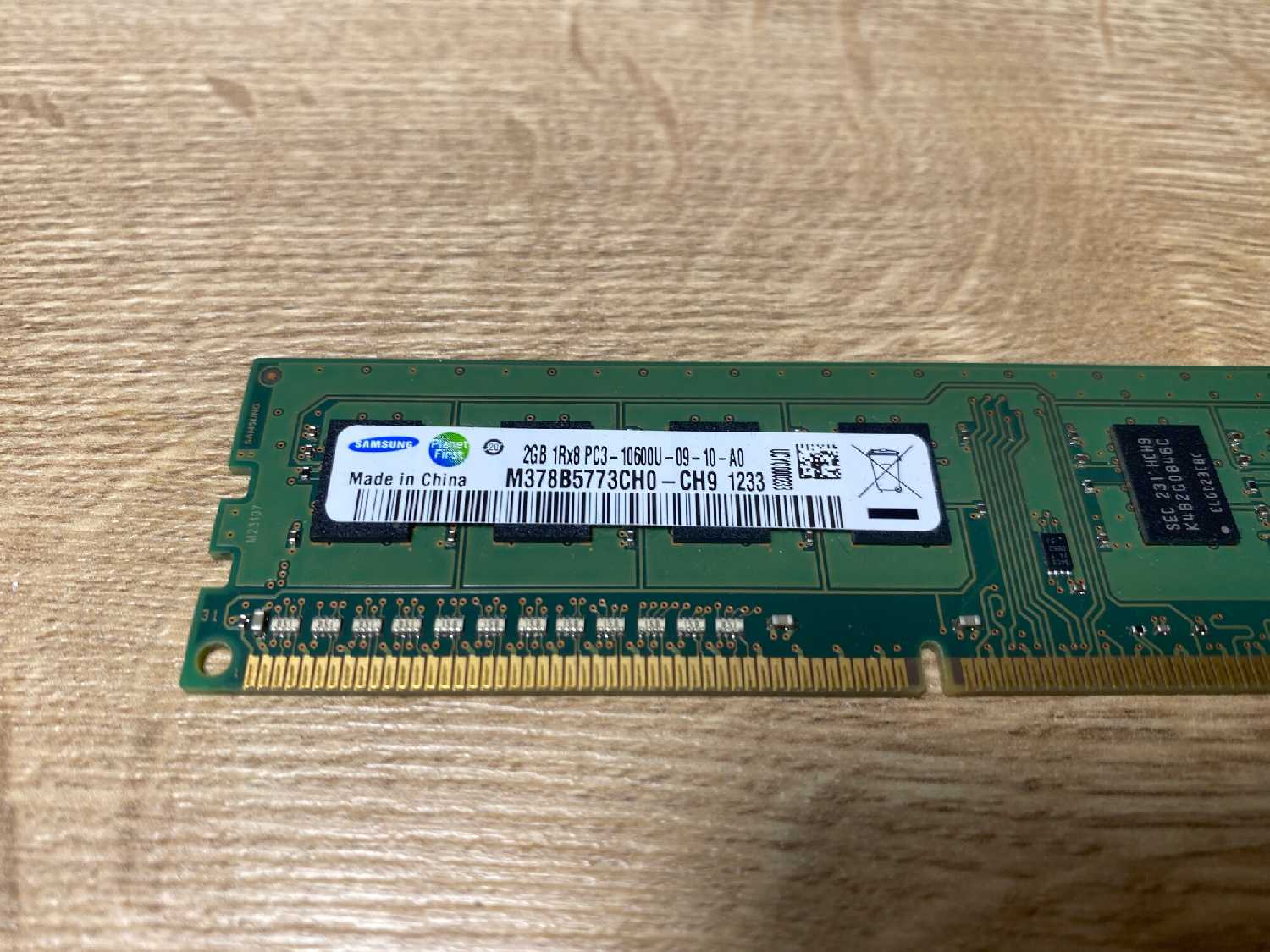 Оперативная память Samsung 2 ГБ DDR3 DIMM CL9 (M378B5773CH0-CH9) фотография 9