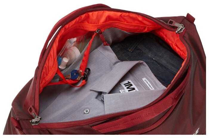 Сумка дорожная THULE, отделение для обуви, фиксирующие ремни, плечевой ремень фотография 21