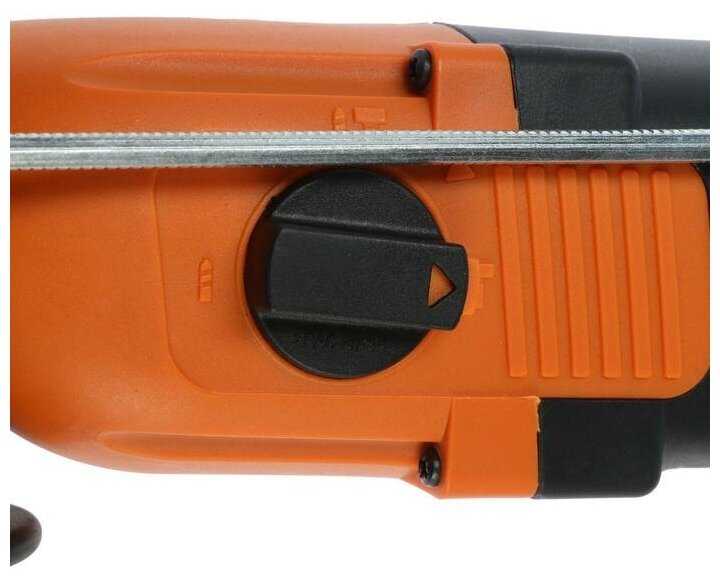 Перфоратор ВИХРЬ П-800К фотография 17