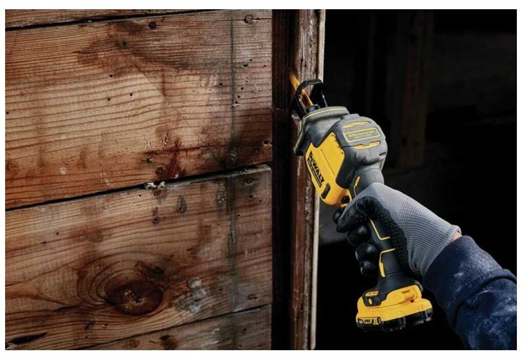 Пила DeWALT DCS312N фотография 5