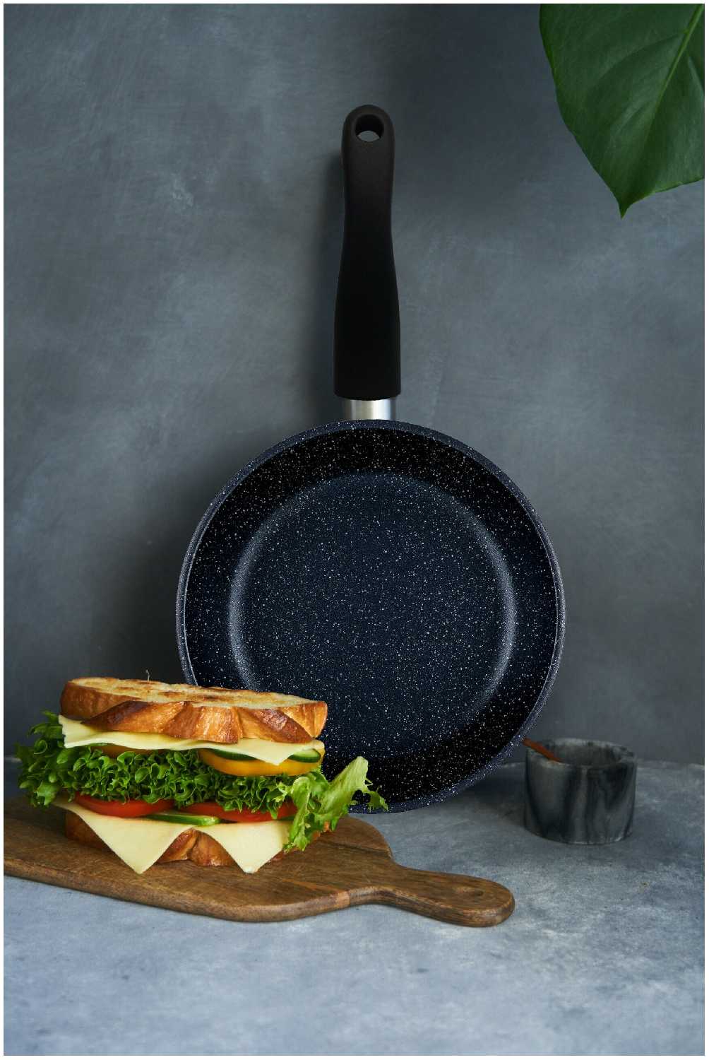 小泻芯胁芯褉芯写邪 袧袝袙袗 袦袝孝袗袥袥 袩袨小校袛袗 Titan Space 褎芯褌芯谐褉邪褎懈褟 6