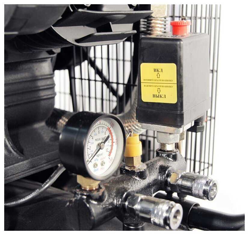 Компрессор масляный FoxWeld Aeromax 5375 700/150, 150 л, 5.5 кВт фотография 3
