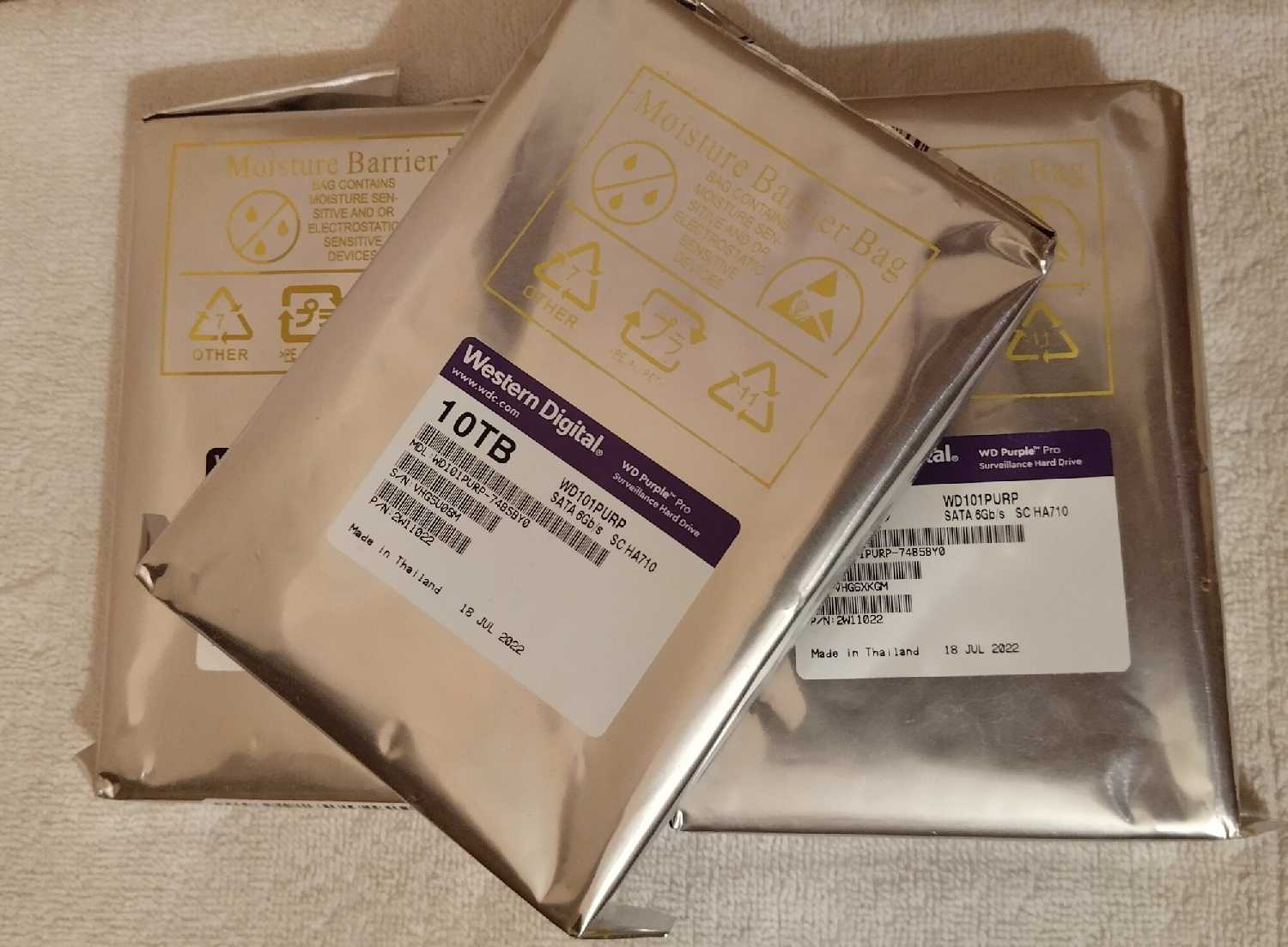 Жесткий диск Western Digital WD Purple (WD101PURP) фотография 14