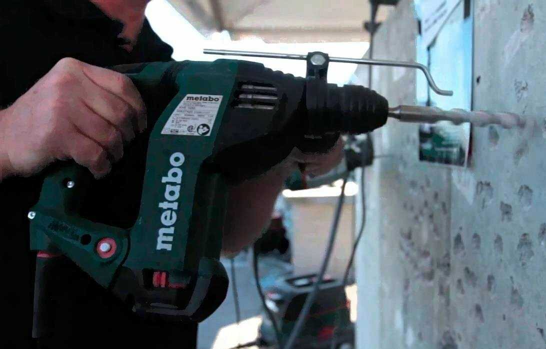 Перфоратор Metabo KHE 3250 (800 Вт) фотография 12