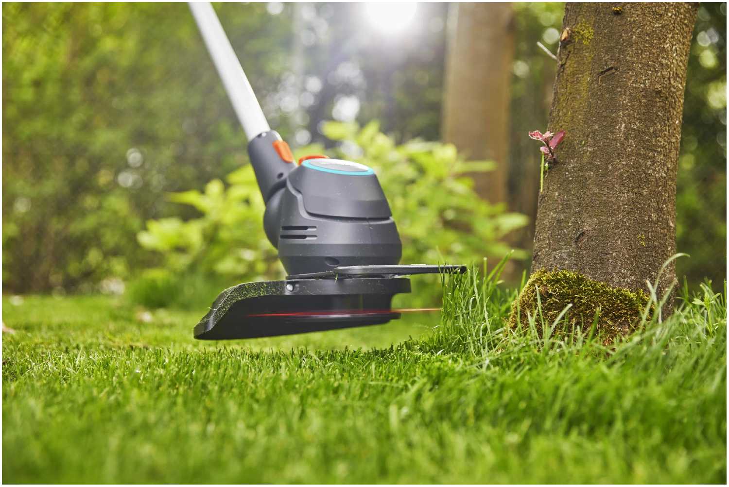 Триммер электрический GARDENA ComfortCut 550/28 фотография 11