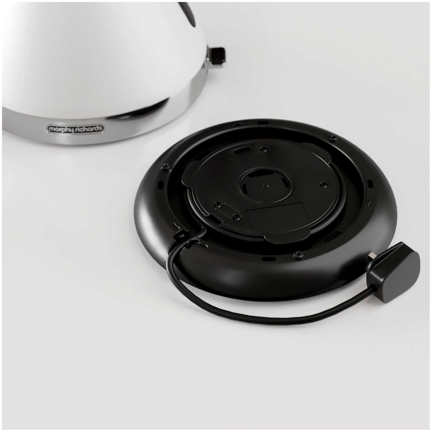 Morphy Richards Электрический чайник Venture Kettle White 100134 фотография 6