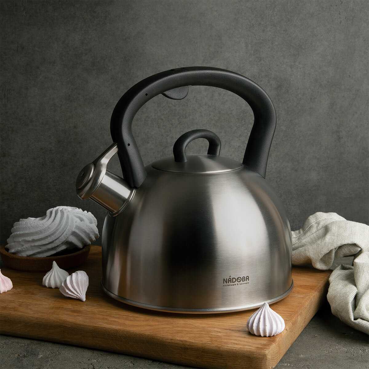 Чайник для плиты со свистком, 2,6 л, IVONA