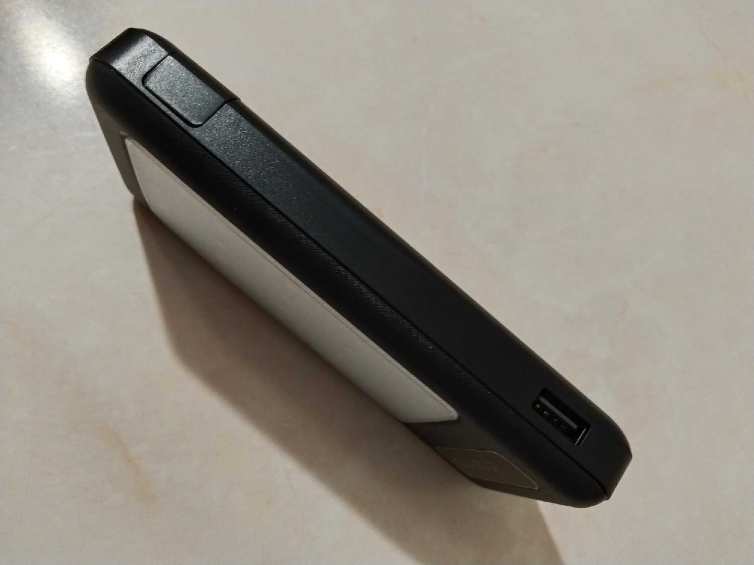 Powerbank Повербанк с фонариком и прожектором фотография 7