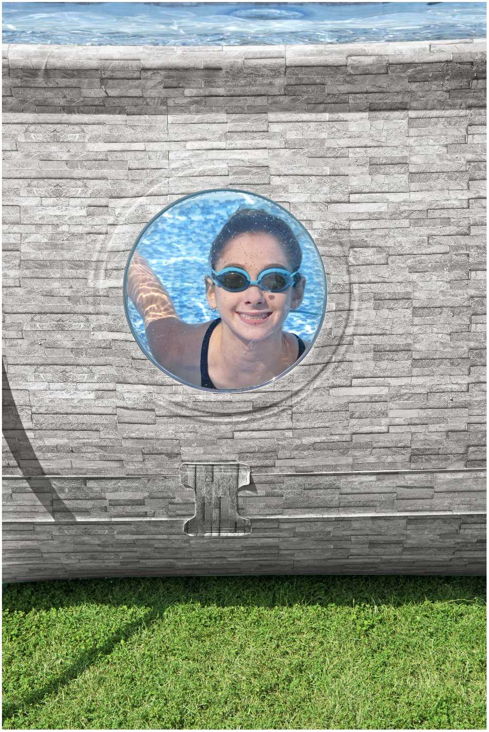 Каркасный бассейн Bestway Power Steel Swim Vista Series II фотография 4