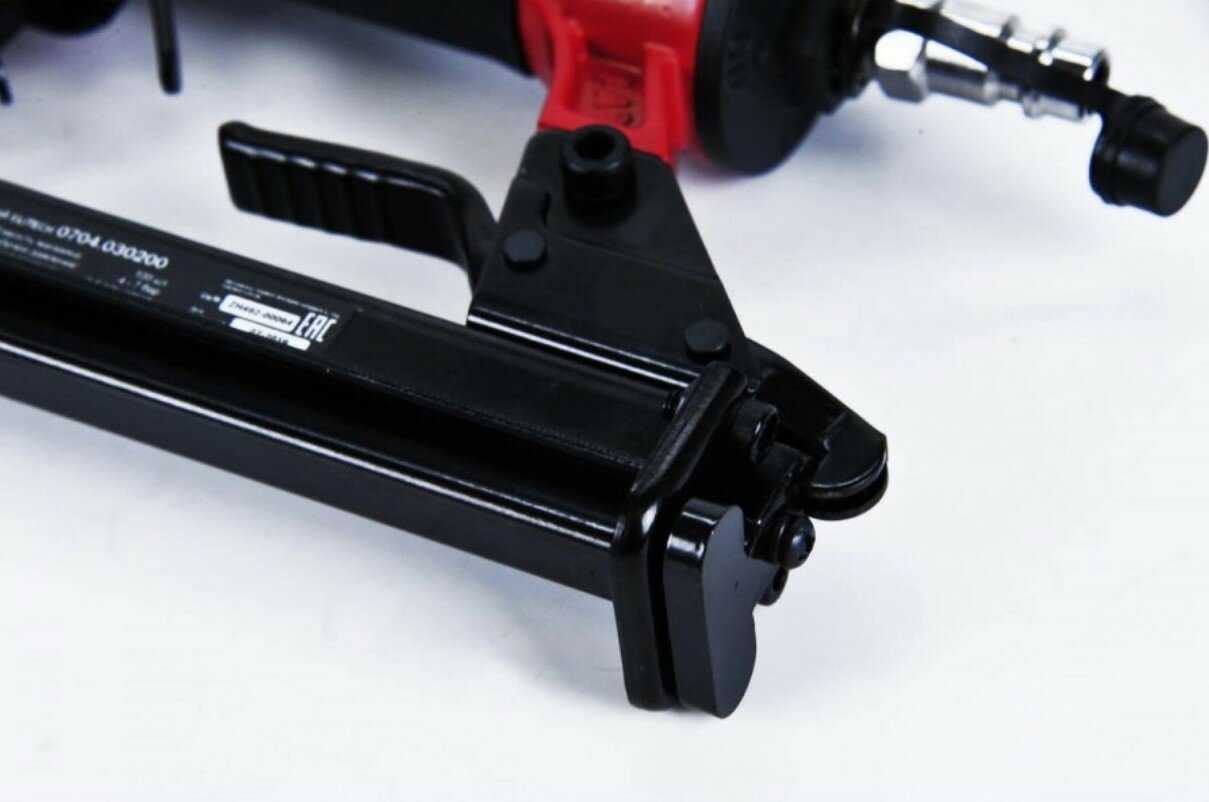 Пневмостеплер ELITECH 0704.030200 фотография 1