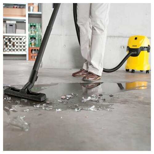 Пылесос промышленный KARCHER WD 2 (1000 Вт) фотография 13