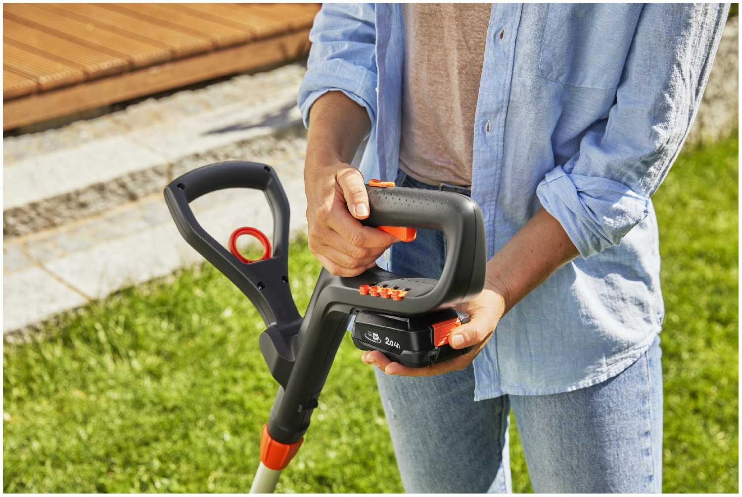 Аккумуляторный триммер Gardena ComfortCut 2318V P4A 14701-55.000.00 фотография 2