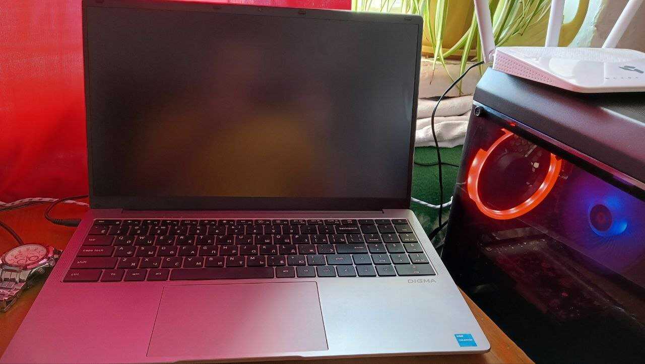 Ноутбук DIGMA EVE C5800 15.6