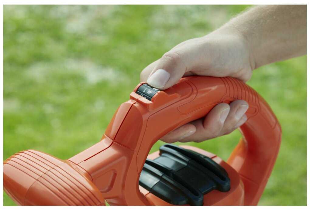 Садовый пылесос BLACK+DECKER BEBLV290-QS фотография 3