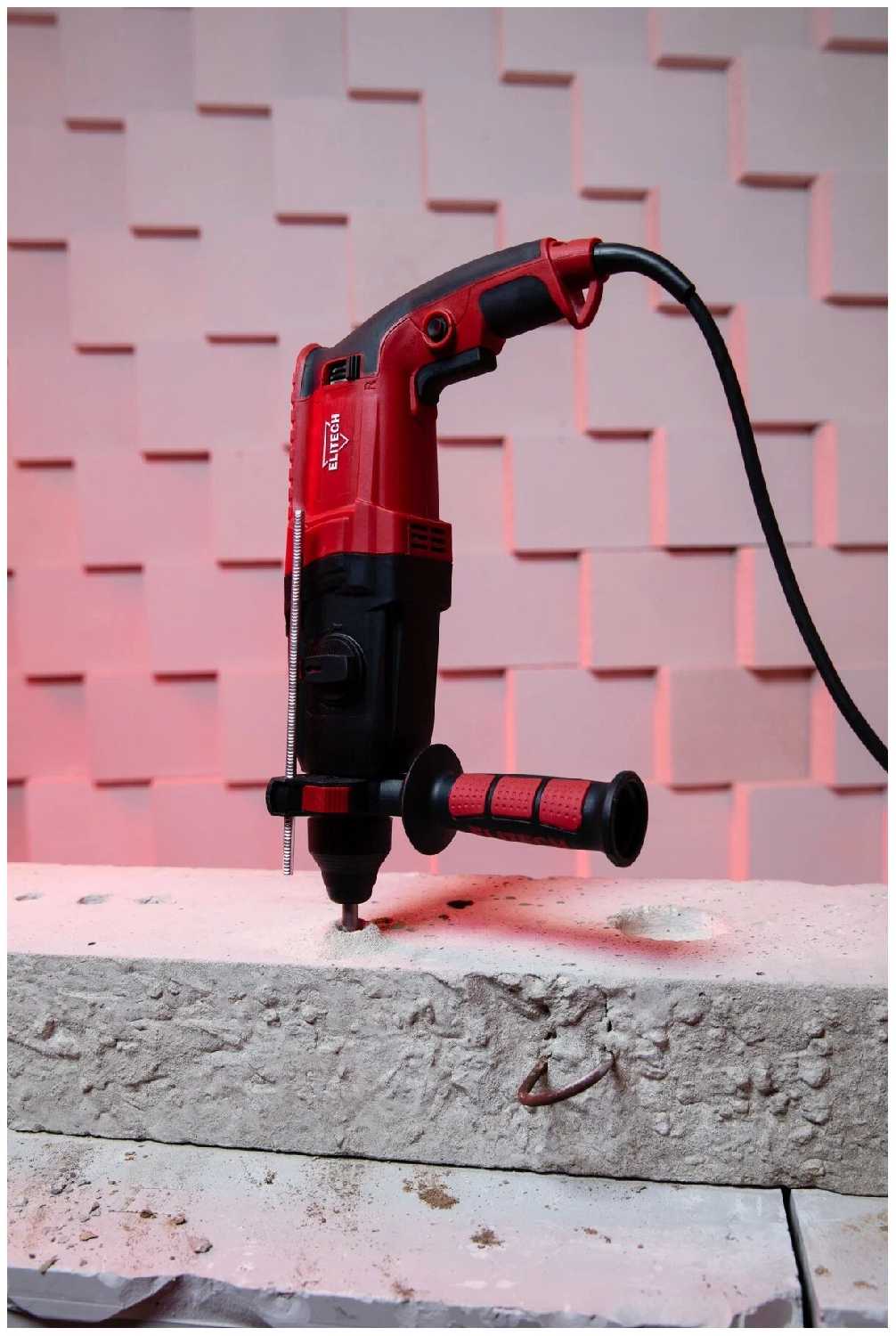 Перфоратор ELITECH П0826РЭМ 800 Вт фотография 15