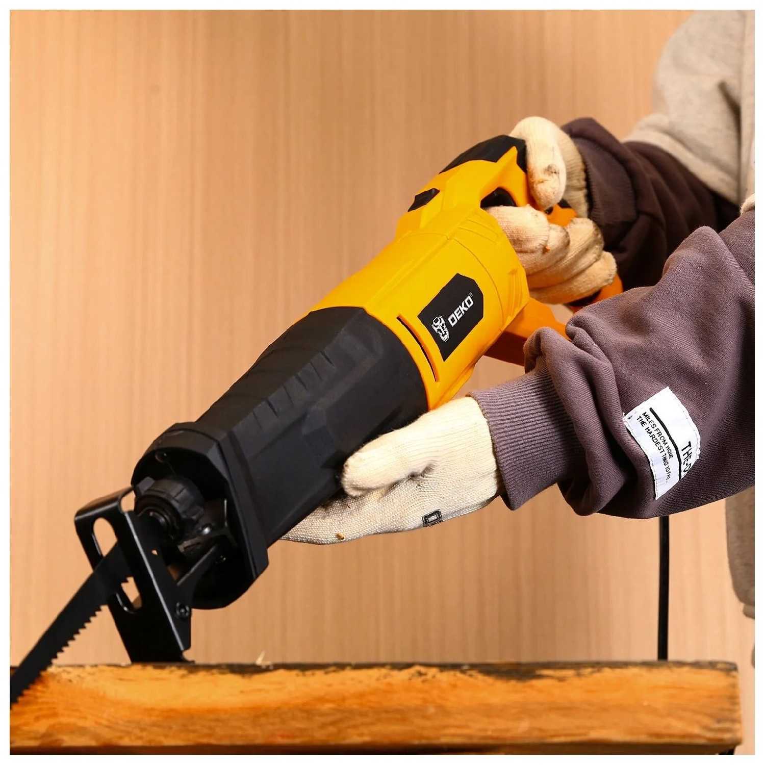 Пила DEKO DKRS1200 (063-4195) фотография 7