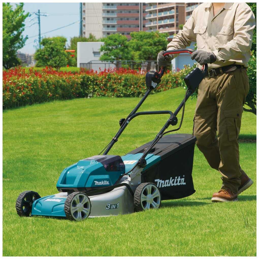 Аккумуляторная газонокосилка Makita DLM460PT2, 5 А·ч, с АКБ, 46 см фотография 2