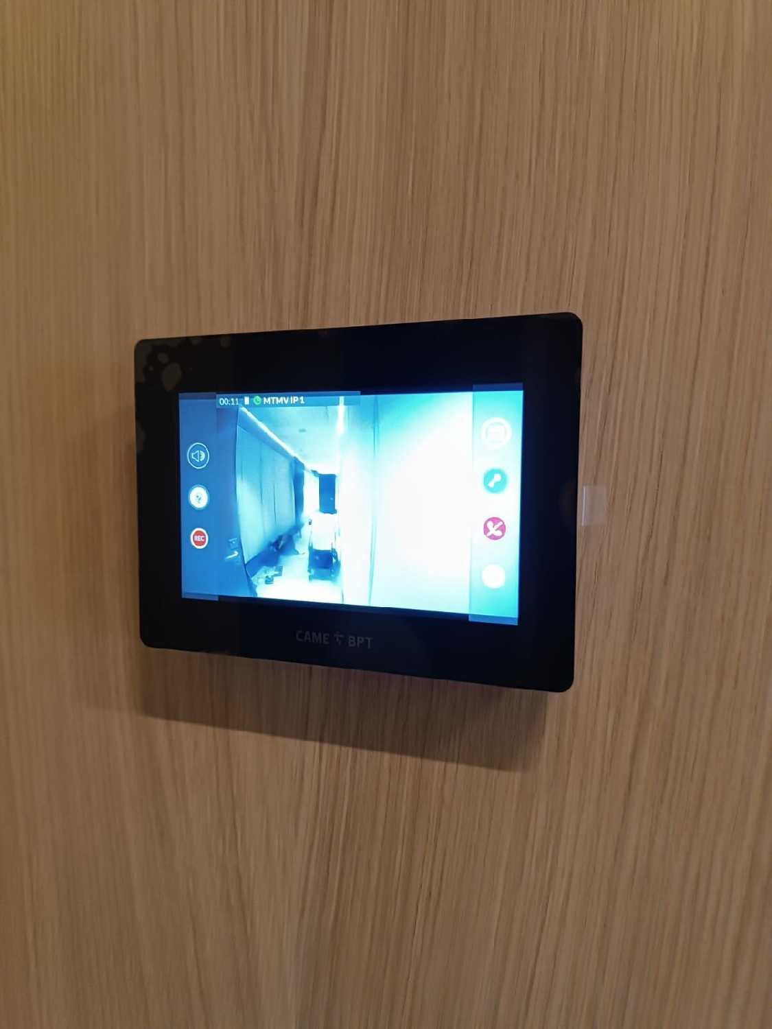 Абонентское IP-устройство CAME XTS 5IP hands-free с сенсорным 5’’ дисплеем, локальным и POE питанием (840CH-0100) фотография 16