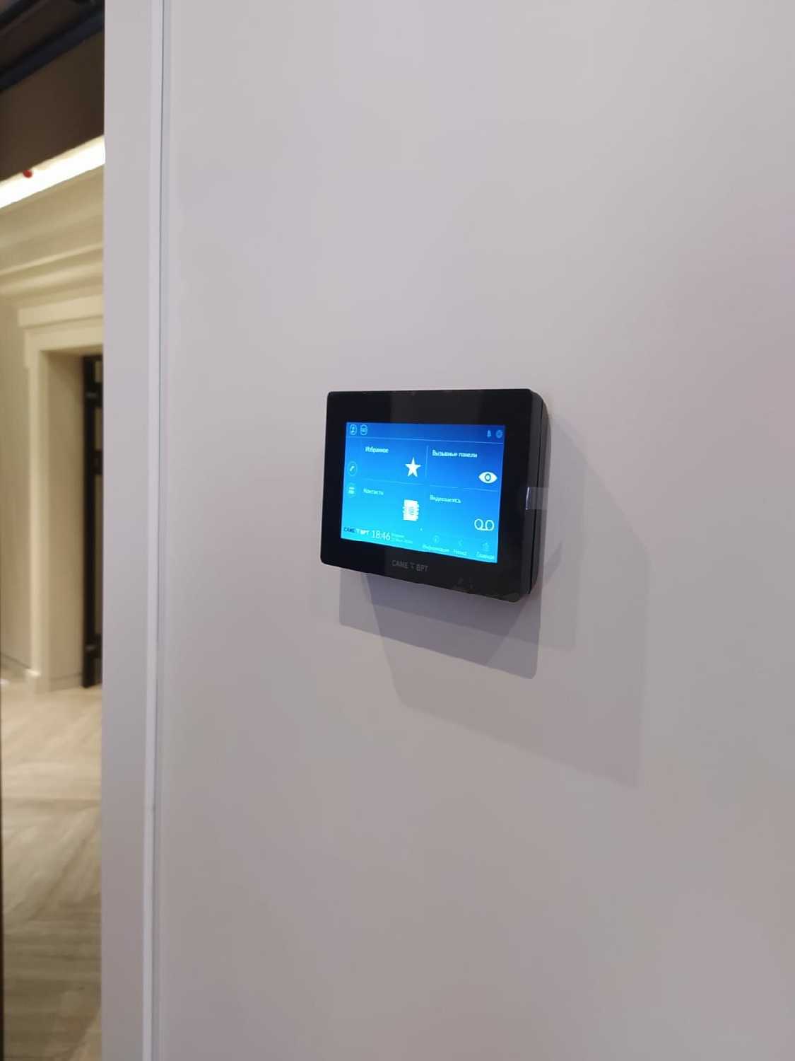 Абонентское IP-устройство CAME XTS 5IP hands-free с сенсорным 5’’ дисплеем, локальным и POE питанием (840CH-0100) фотография 9