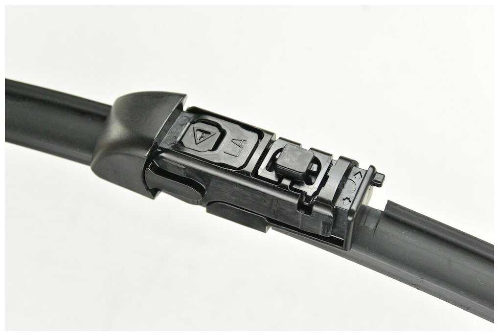 Щетка стеклоочистителя бескаркасная DENSO DF-080, 2 шт. фотография 3