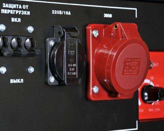 Бензиновый генератор Fubag WS 230 DDC ES фотография 5