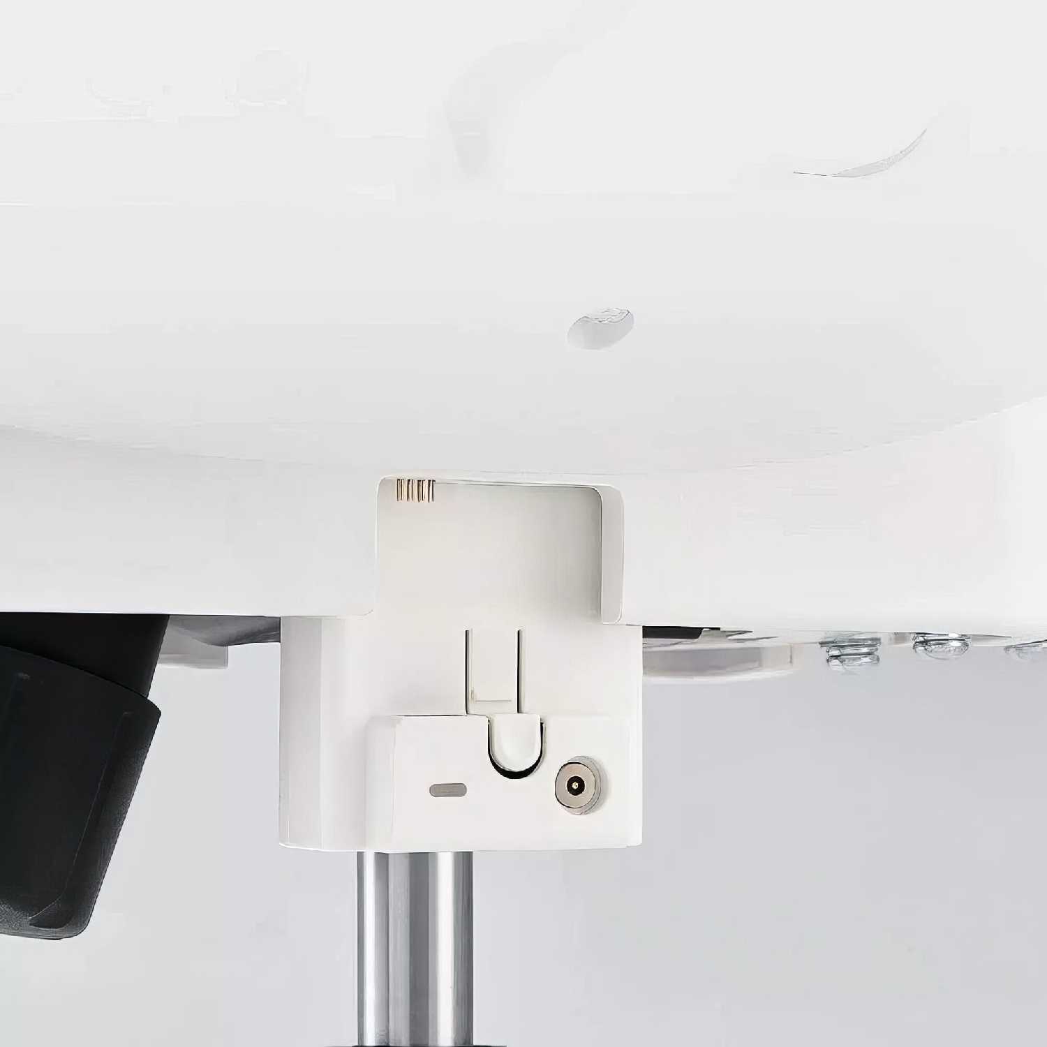 Умное кресло Xiaomi Backrobo C1 фотография 9