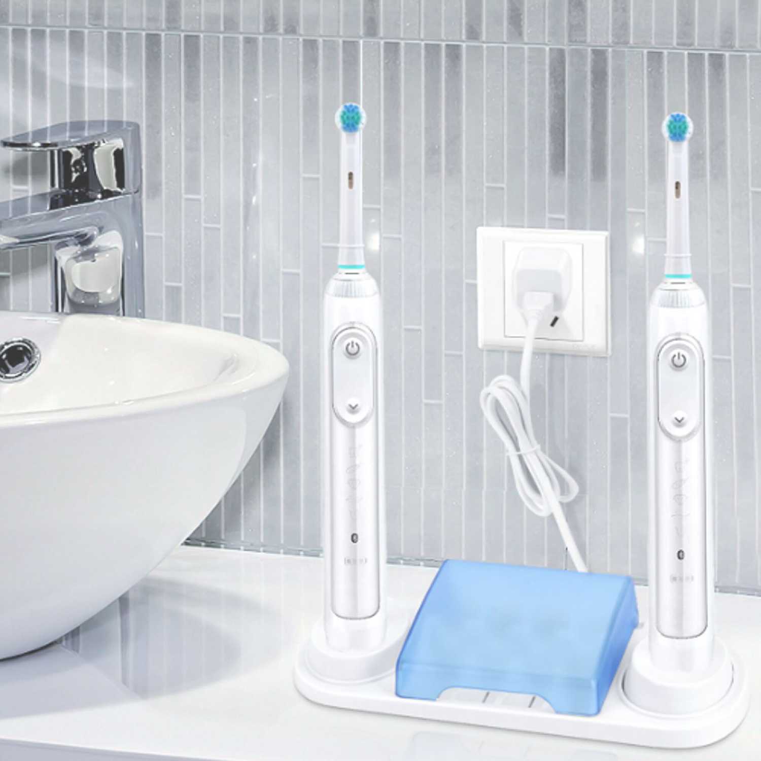 Подставка органайзер Oral B для хранения 4-х насадок и 2-х электрических зубных щеток