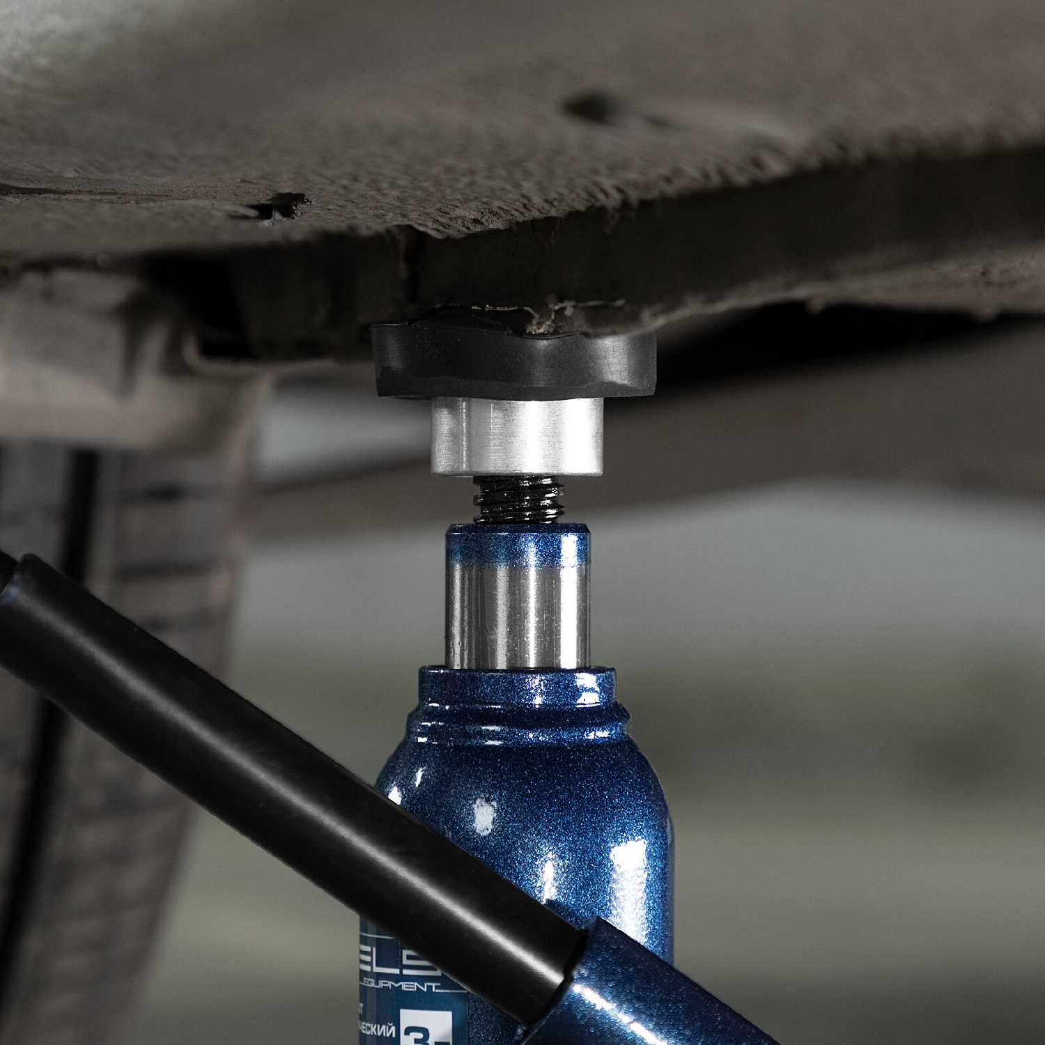 Резиновая опора Matrix Резиновая опора для бутылочных домкратов (D штока 28 мм)