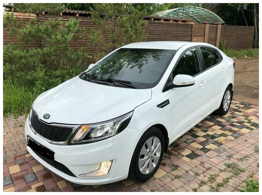 Комплект щеток стеклоочистителя AVS для KIA Rio 2010-2017 (650 и 400 мм) / Дворники КИА РИО фотография 1
