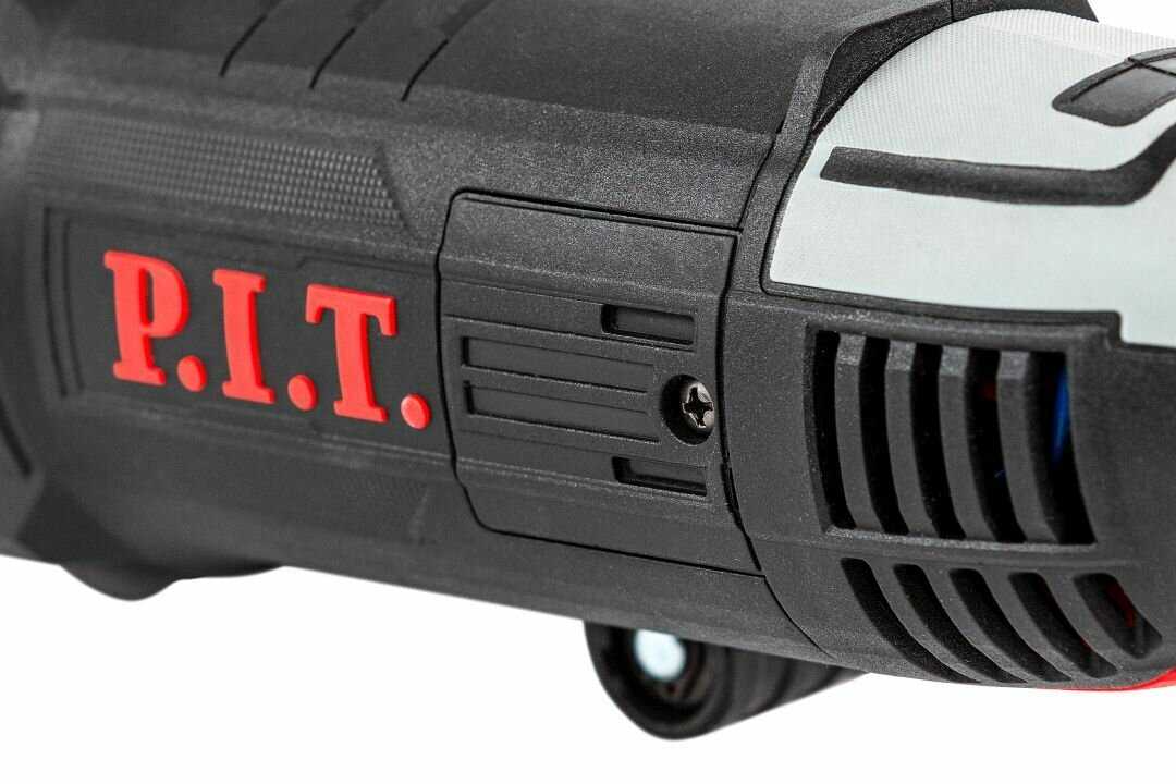 Штроборез P.I.T. PWC150-C (150мм, 1700Вт, 8000об/мин, глубина штроб. 35мм, ширина штроб. 30мм) фотография 1