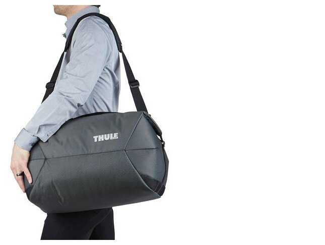 Сумка дорожная THULE, отделение для обуви, фиксирующие ремни, плечевой ремень фотография 17