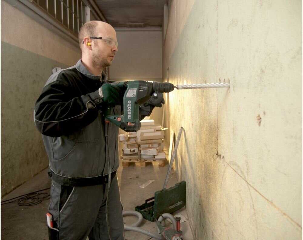 Перфоратор Metabo KHE 325 (1800 Вт) фотография 13