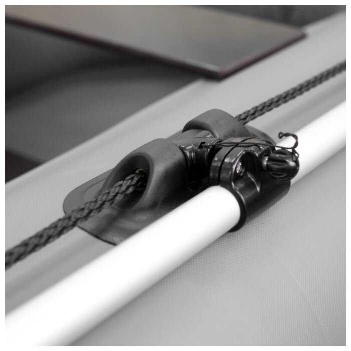 Надувная лодка BoatMaster 310T Люкс (с тентом) фотография 5