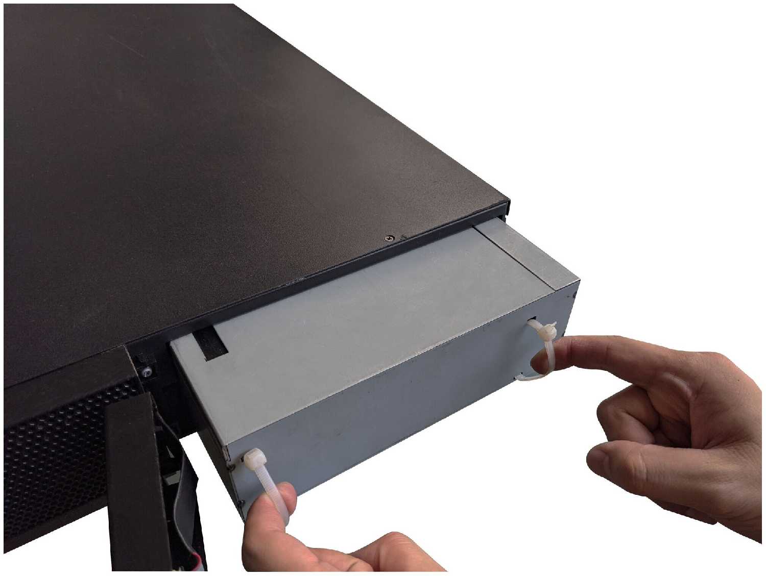 Ups PowerCom SNT-2000 фотография 2