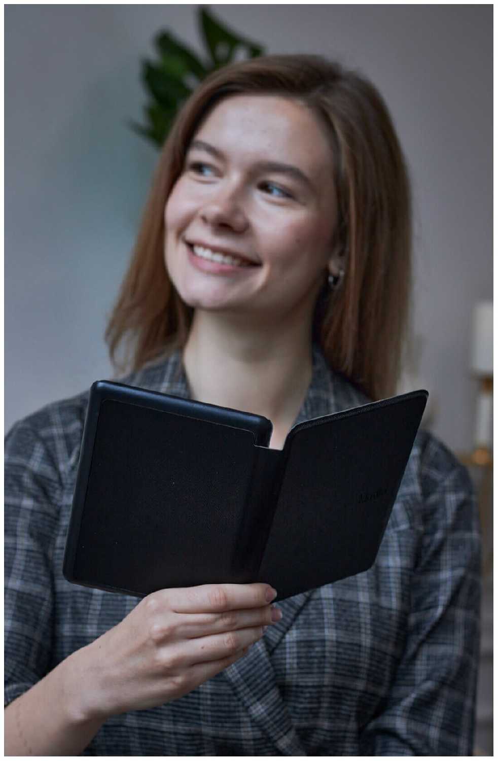 Электронная книга Amazon Kindle 10 2020 8Gb White + Чехол UltraSlim фотография 1