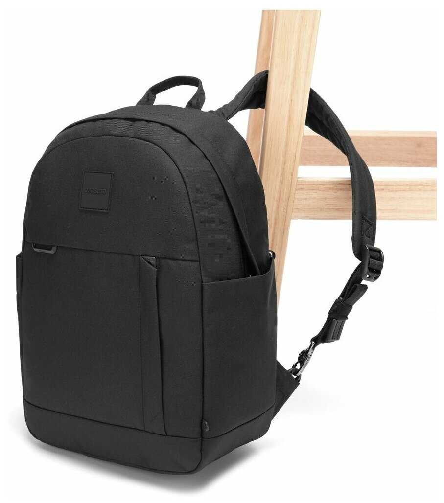 Городской рюкзак PacSafe Go 15L фотография 1