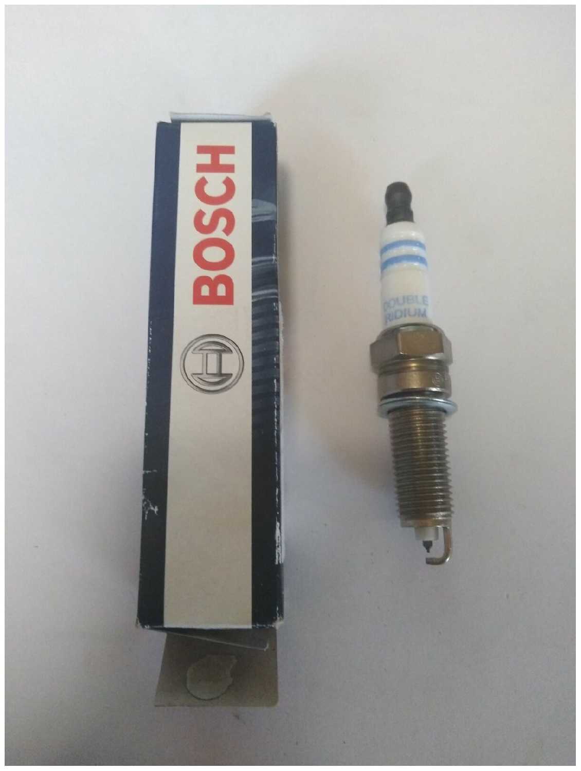 Свеча зажигания BOSCH YR7SII33U фотография 1