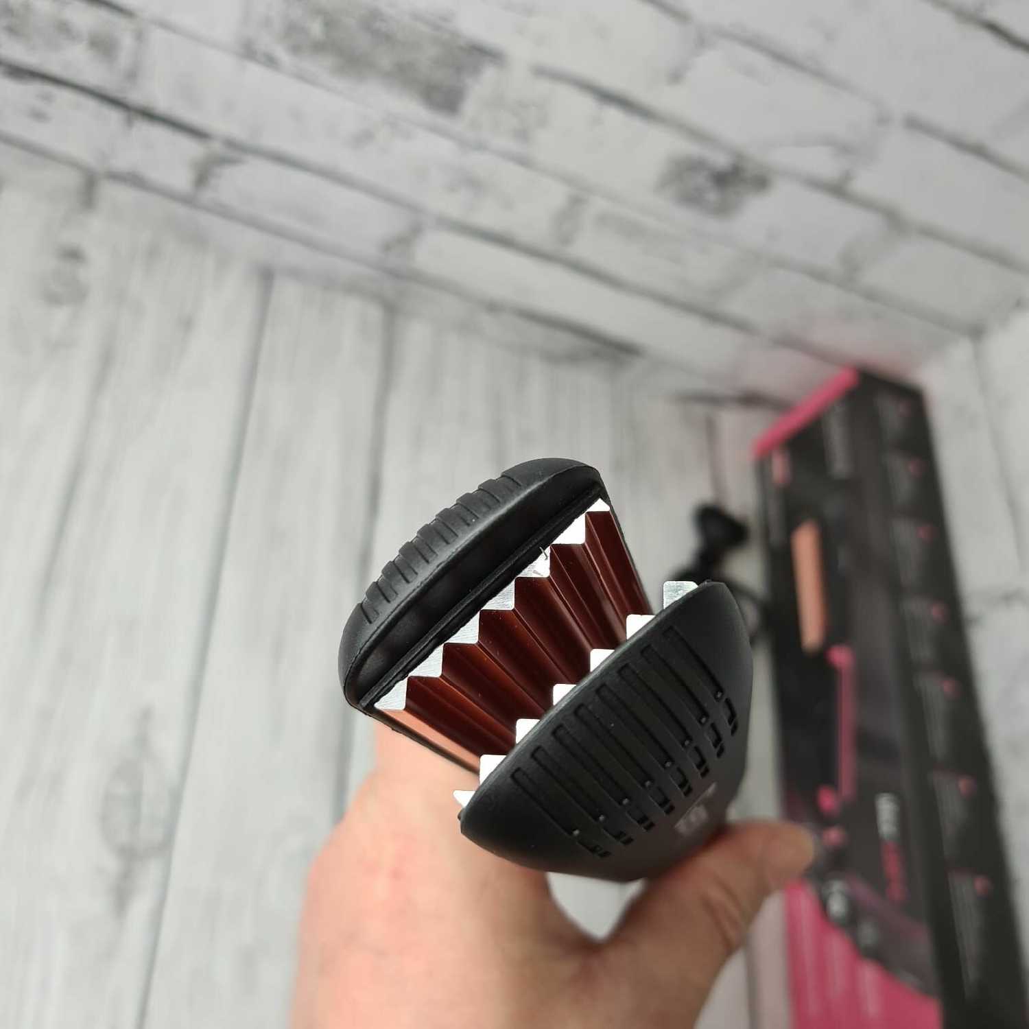 Щипцы-гофре Плойка гофре для завивки волос фотография 4