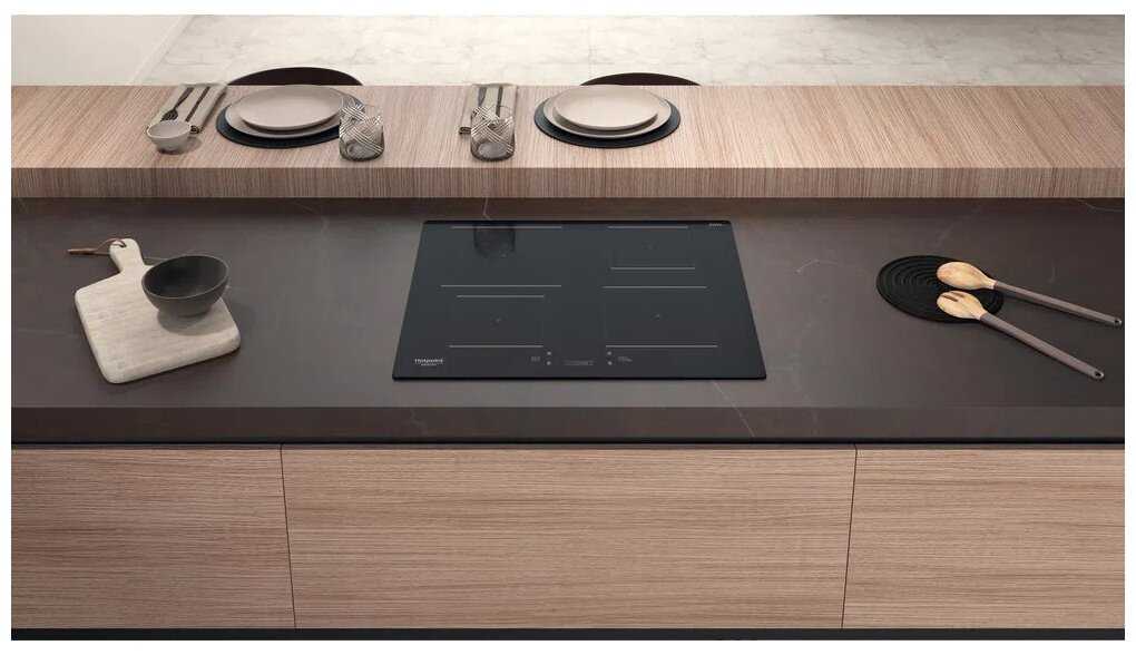 Индукционная варочная панель Hotpoint HQ 1760S NE фотография 6