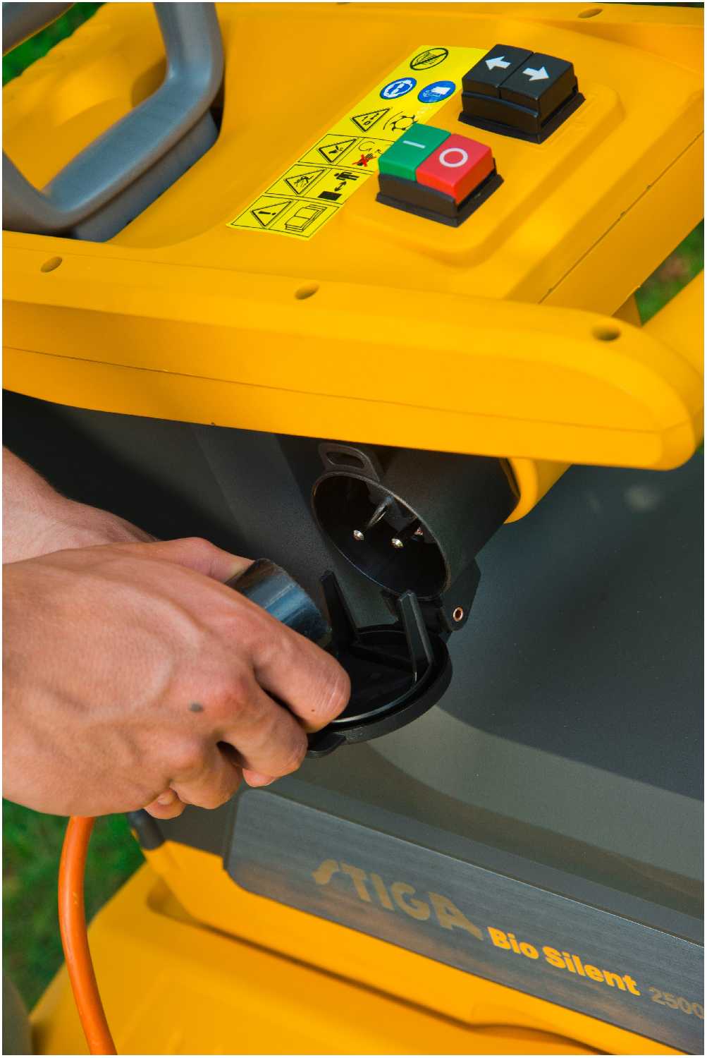 Измельчитель электрический STIGA BIO SILENT 2500 фотография 13