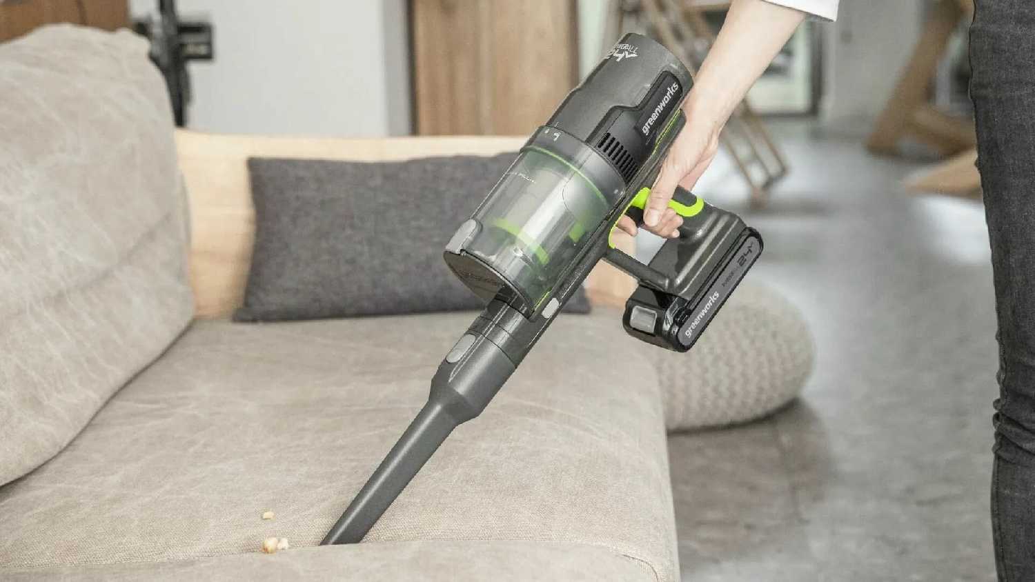Пылесос вертикальный аккумуляторный GREENWORKS G24SVK4 фотография 3