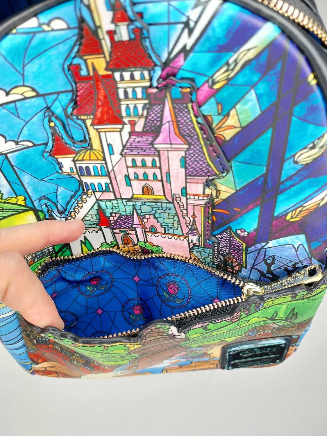 Сумка рюкзак Бэлль и Чудовище в библиотеке фотография 5