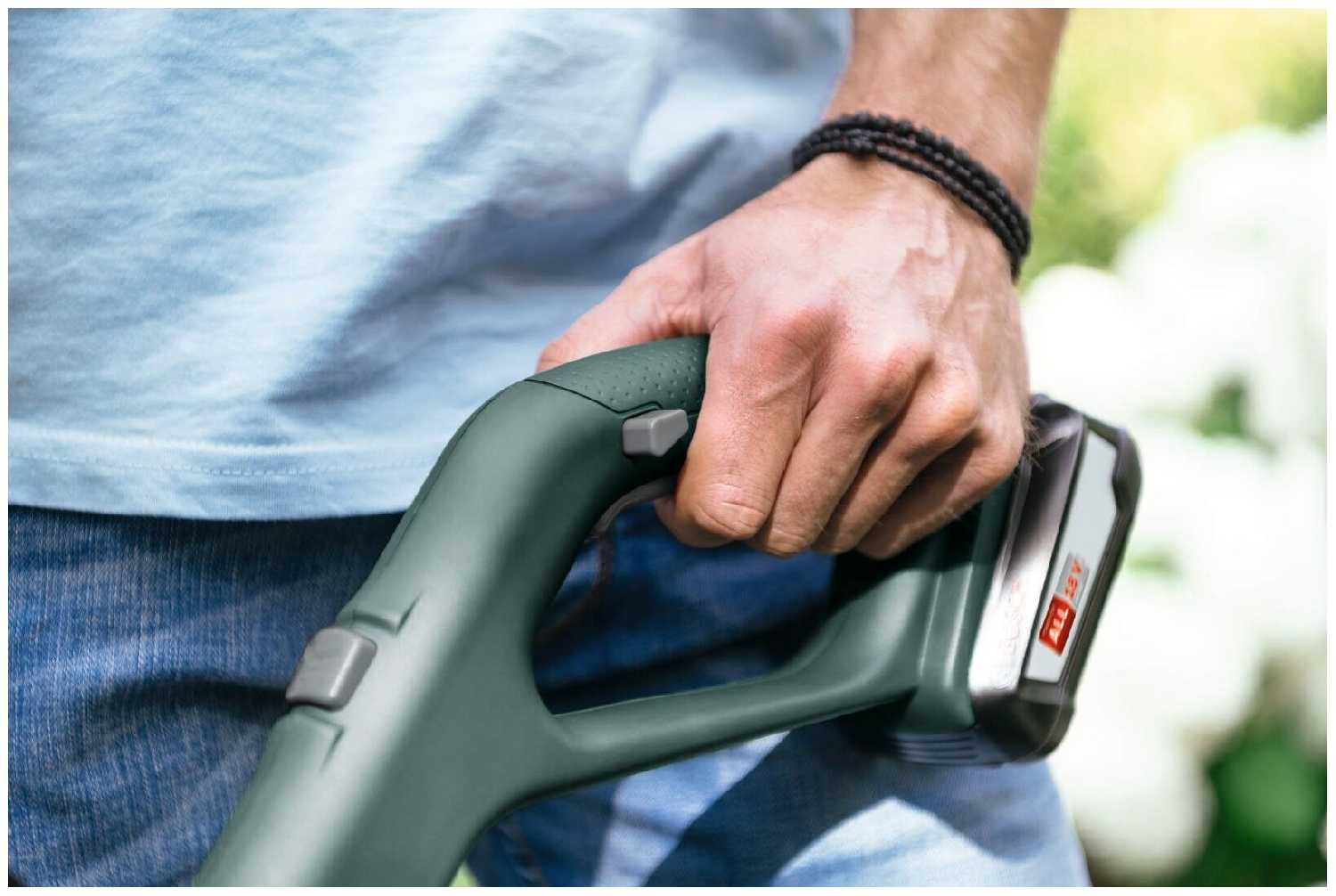 Триммер электрический BOSCH EasyGrassCut 18-260 (0.600.8C1.C02) фотография 2