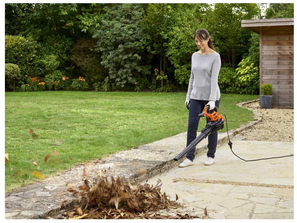Электрическая воздуходувка BLACK+DECKER Воздуходувка (BEBLV300) фотография 5